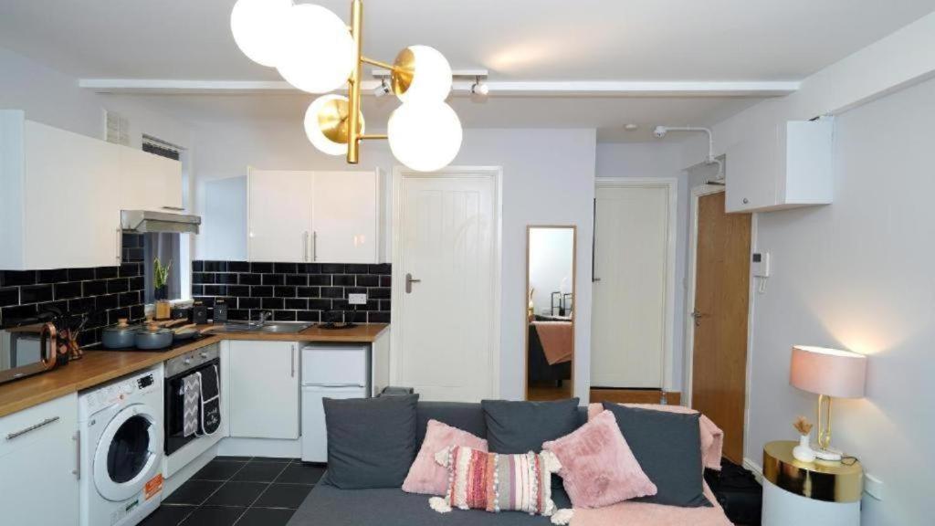 Beautiful Apartment In Sussex Gardens London Exterior foto